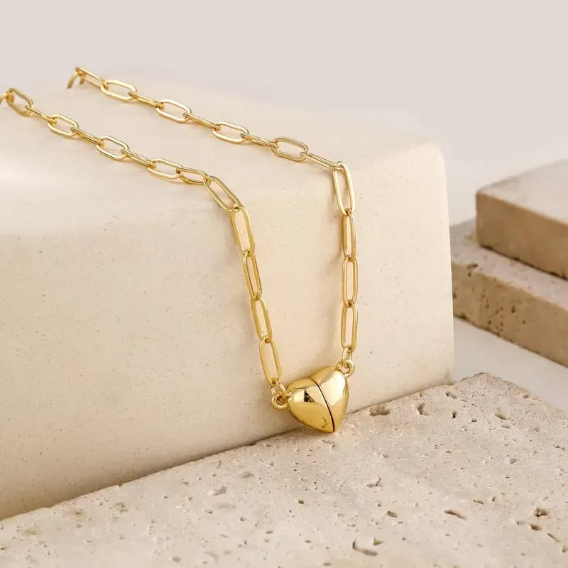 🔥🌹✨Heart Shape Pendant Magnetic Necklace