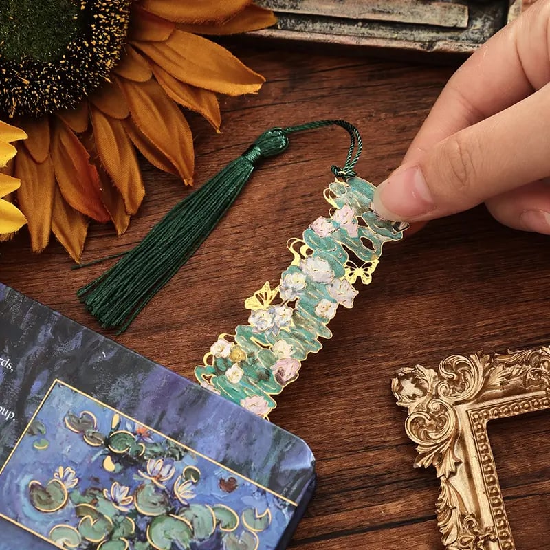 📚✨ Gold Metal Bookmark with Tassel – Van Gogh & Monet Inspired Gift for Book Lovers 🎨