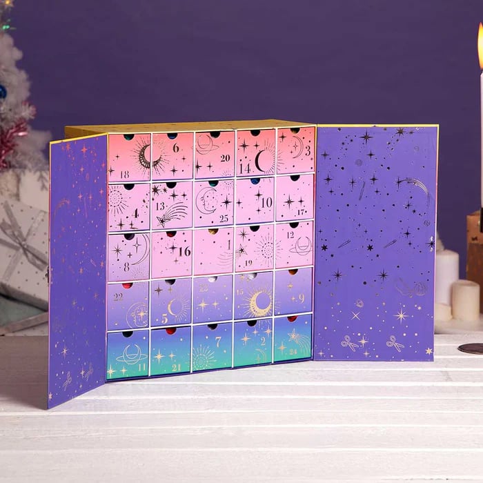 🧵 Crochet Advent Calendar 2026 – 25 Days of Yarn, Crochet Tools, Patterns & Creative Surprises