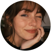 Charlotte Bennett, Lifestyle & Home Care Expert