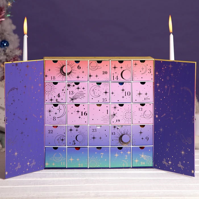 🧵 Crochet Advent Calendar 2026 – 25 Days of Yarn, Crochet Tools, Patterns & Creative Surprises