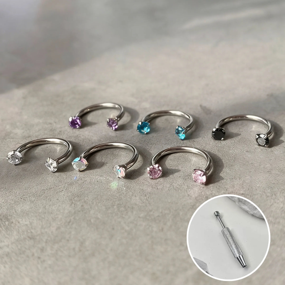🔥Horseshoe Gem Nose Ring – Internally Threaded & Comfortable