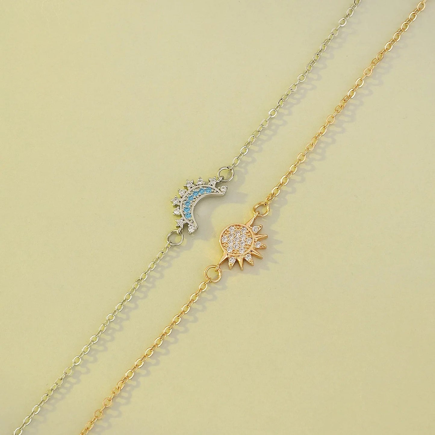 ❄️Summerfresh 50% OFF!❤Elegant Sun & Moon Bracelet Set