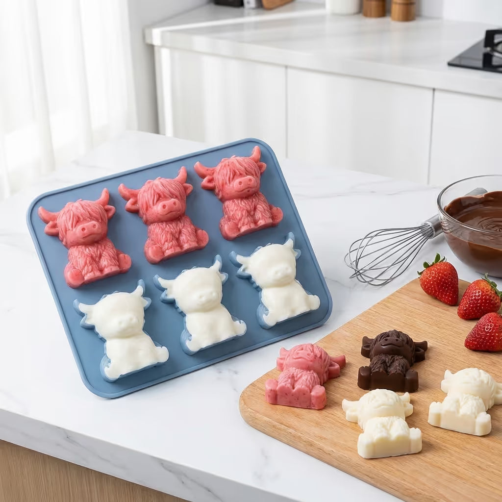 🔥🐮Mini Highland Cow Ice Cube Mold – Cute 3D Ice for Drinks, Parties & Gifts