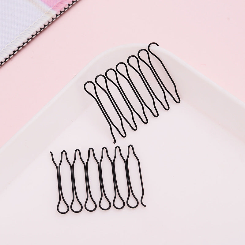 Flexible comb with invisible grip for loose hair